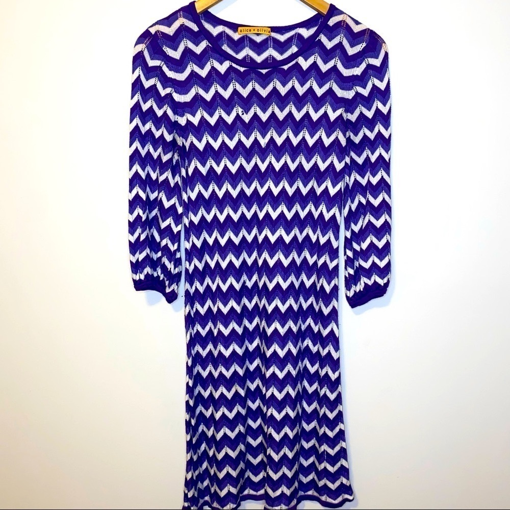 Alice + Olivia Purple White Chevron Wool Blend Sweater Dress Size M